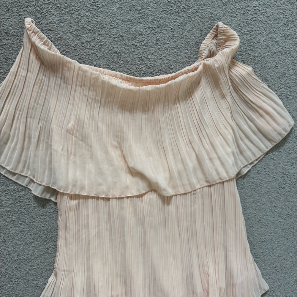Crinkle off the shoulder midi dress